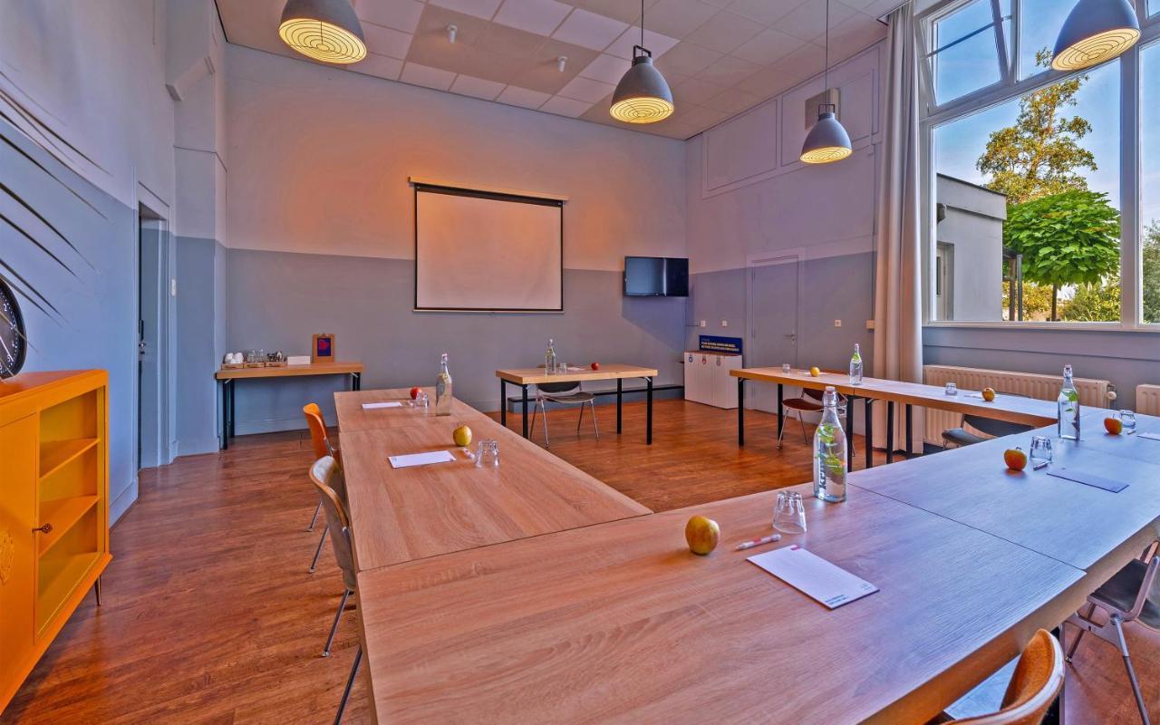 Stayokay Hostel Хаарлем Екстериор снимка